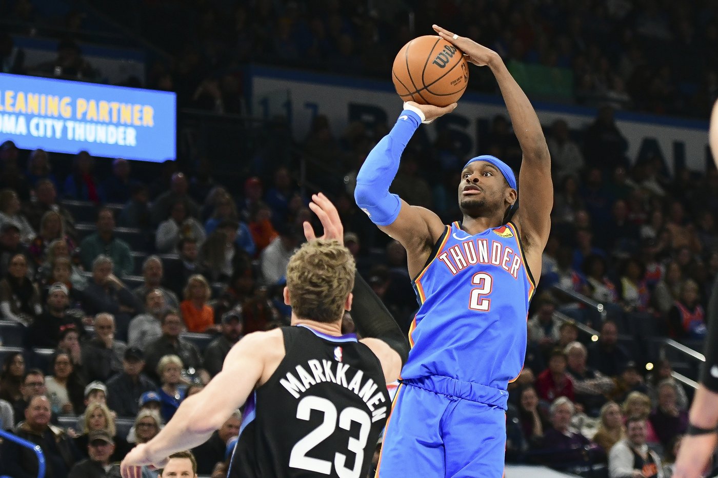 Shai Gilgeous-Alexander scores career-high 54 in Thunder's 123-114 win over Jazz | iNFOnews.ca Shai Gilgeous-Alexander scores career-high 54 in Thunder's 123-114 win over Jazz | iNFOnews.ca