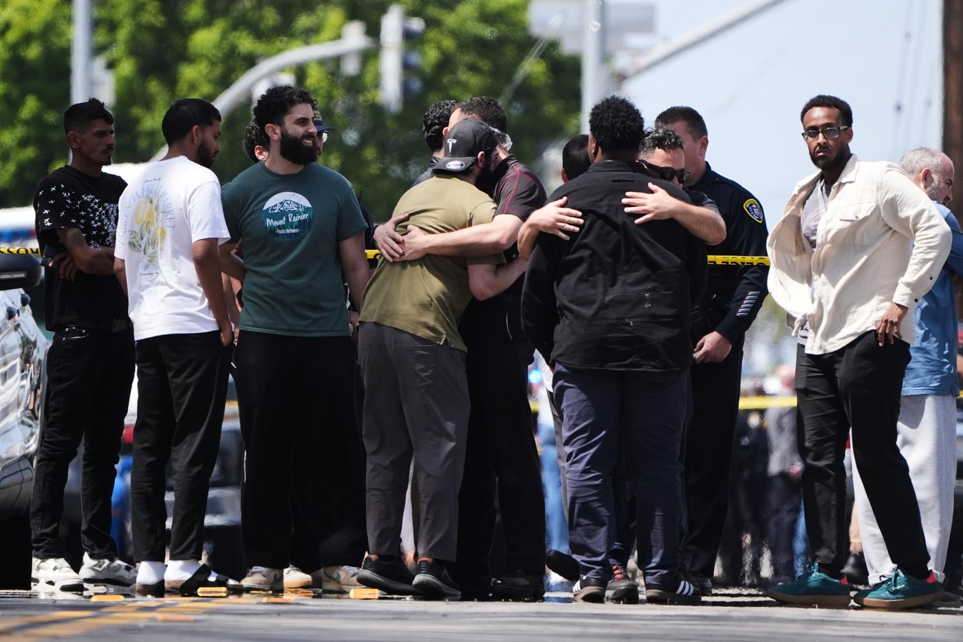 Community grieves beloved San Diego mosque security guard killed on the job | iNFOnews.ca