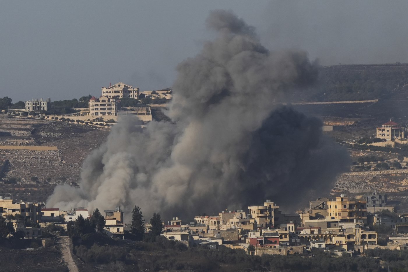 Israel extends evacuation warnings in Lebanon, signaling a wider offensive | iNFOnews.ca