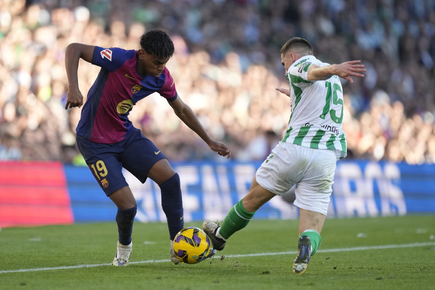 Flick sent off for protesting penalty in Barcelona draw and Real Madrid closes on leader | iNFOnews.ca