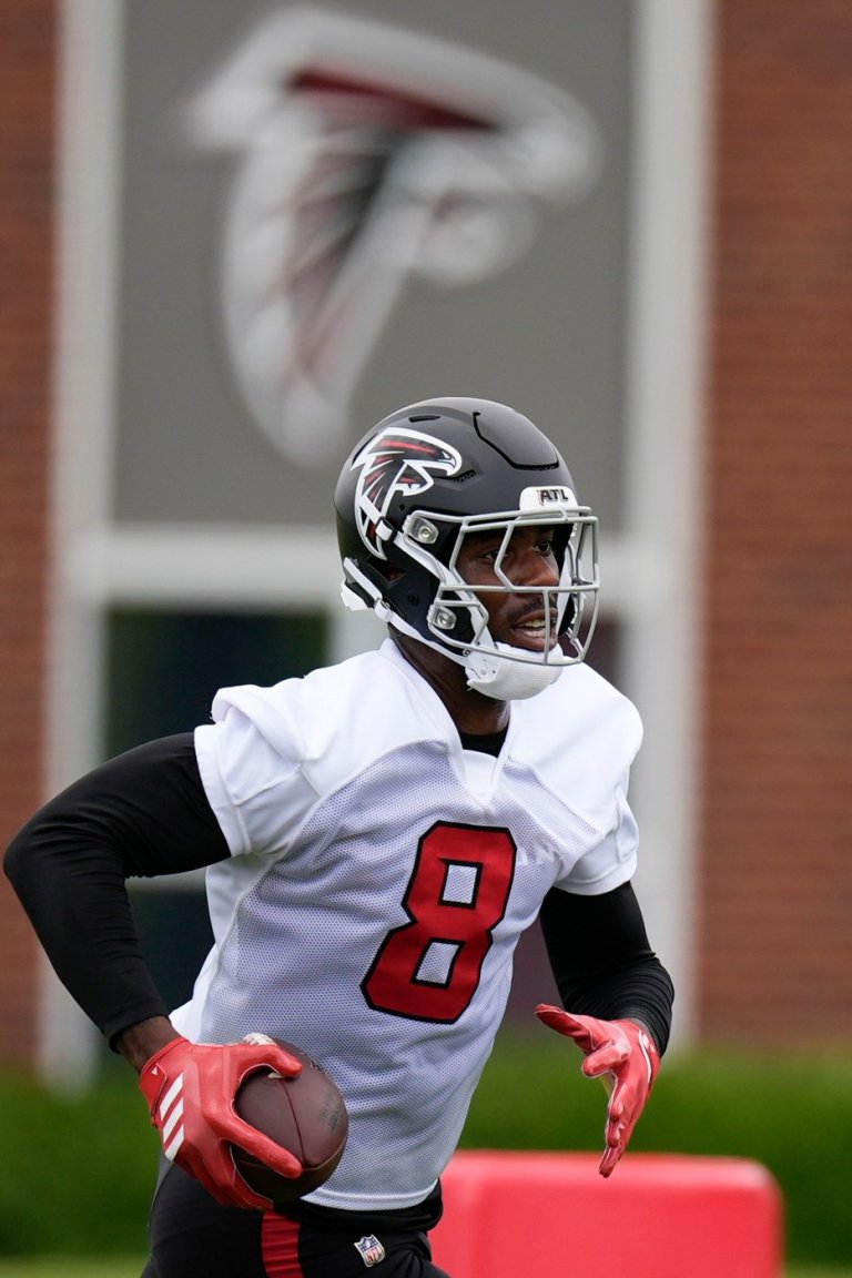 Falcons agree to $54 million, 3-year deal that makes Kyle Pitts Sr. 1 of NFL's top paid tight ends | iNFOnews.ca