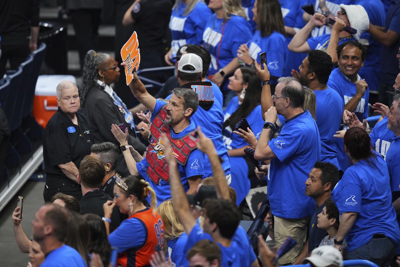Game 2: Thunder open another big lead and keep control, topping Pacers 123-107 to even NBA Finals | iNFOnews.ca