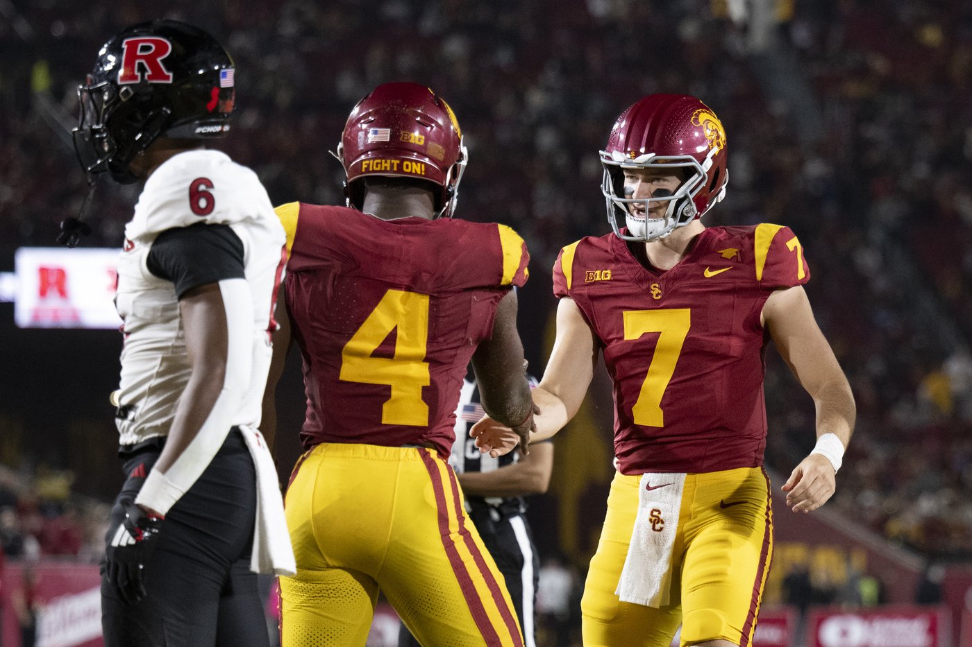 Moss, Marks each account for 3 TDs to help USC beat Rutgers 42-20, end 3-game skid | iNFOnews.ca