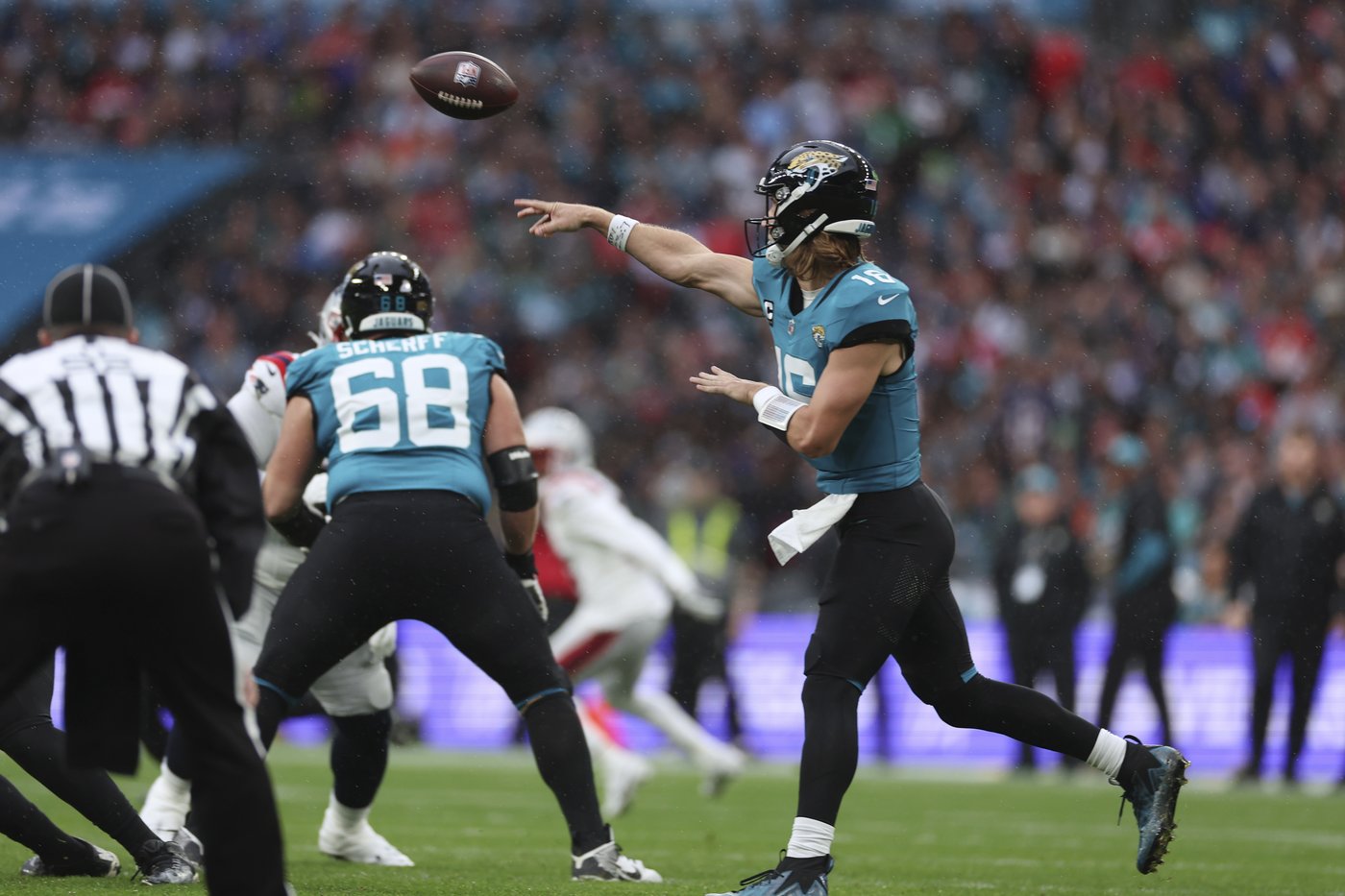Jags QB Trevor Lawrence turns in a rare 'clean' game and could be starting a hot streak | iNFOnews.ca Jags QB Trevor Lawrence turns in a rare 'clean' game and could be starting a hot streak | iNFOnews.ca