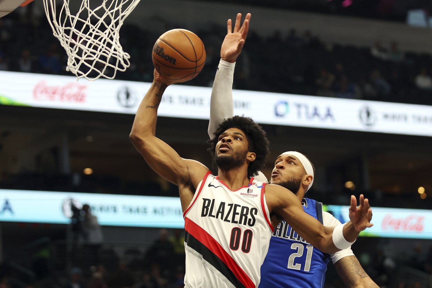 Hardy scores 25 and Mavericks use late 16-0 run to rally past Trail Blazers 117-111 | iNFOnews.ca