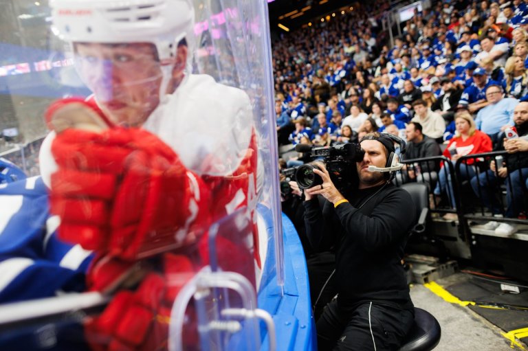 Amazon Prime Video unveils 27-game 'Wednesday Night Hockey' schedule | iNFOnews.ca