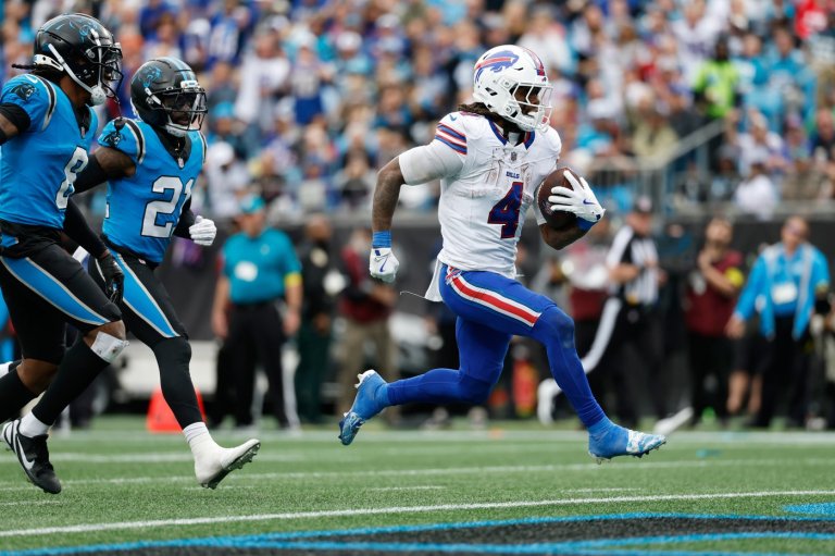 Cook's career day overshadows deficiencies in Bills' passing attack. DT Oliver out with torn bicep | iNFOnews.ca Cook's career day overshadows deficiencies in Bills' passing attack. DT Oliver out with torn bicep | iNFOnews.ca