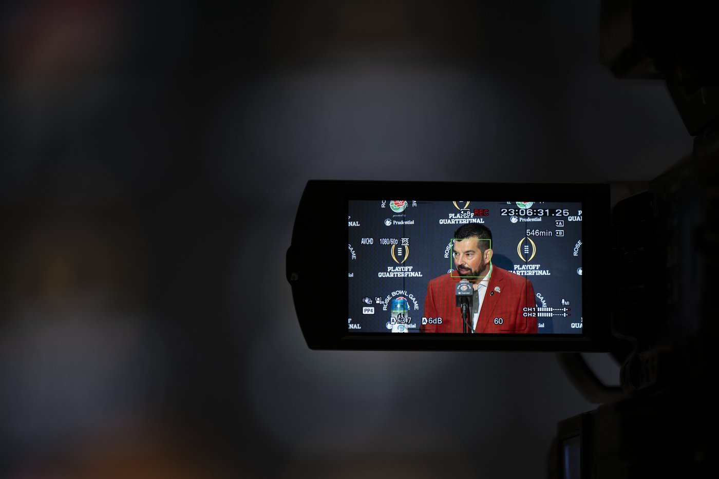 No. 1 Oregon faces Ohio State in Rose Bowl as Big Ten foes battle again for spot in CFP semifinals | iNFOnews.ca