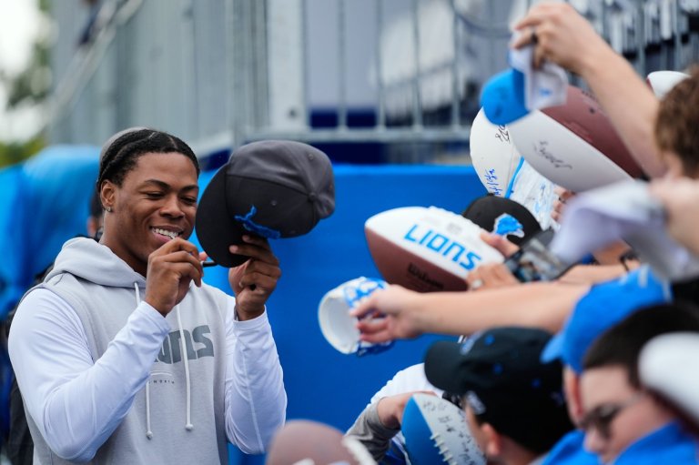 Jahmyr Gibbs back on the field for the first time since Detroit Lions training camp started | iNFOnews.ca