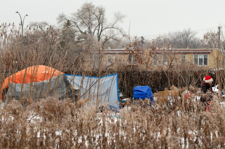 Montreal borough mayor calls destruction of homeless encampment a misunderstanding | iNFOnews.ca