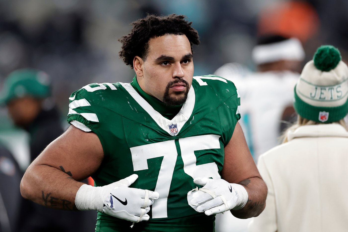 Patriots bolster offense adding guard Alijah Vera-Tucker, receiver Romeo Doubs, AP sources say | iNFOnews.ca