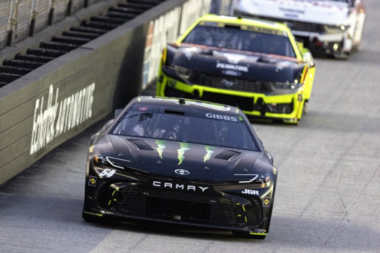 Bell wins at Bristol, completing sweep in first round of NASCAR Cup playoffs for Joe Gibbs Racing | iNFOnews.ca
