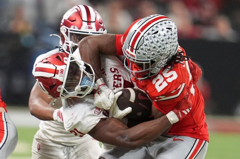 12 teams, 11 games, one champion: A guide to the College Football Playoff | iNFOnews.ca