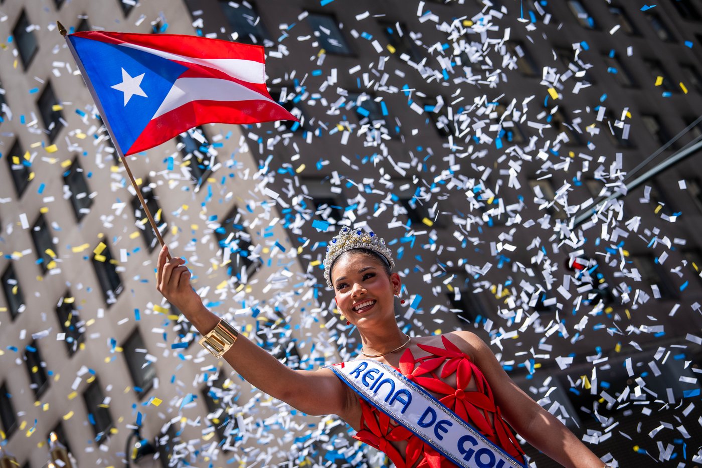 Puerto Rican Day Parade marches through Manhattan with pulsing music and vibrant colors | iNFOnews.ca