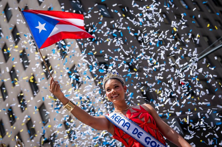 Puerto Rican Day Parade marches through Manhattan with pulsing music and vibrant colors | iNFOnews.ca