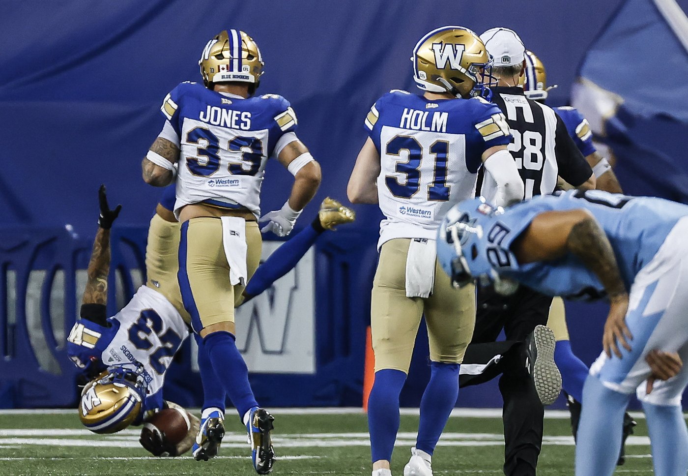 Vaval's return touchdown turns the tide for Blue Bombers in 30-21 win over Argonauts | iNFOnews.ca