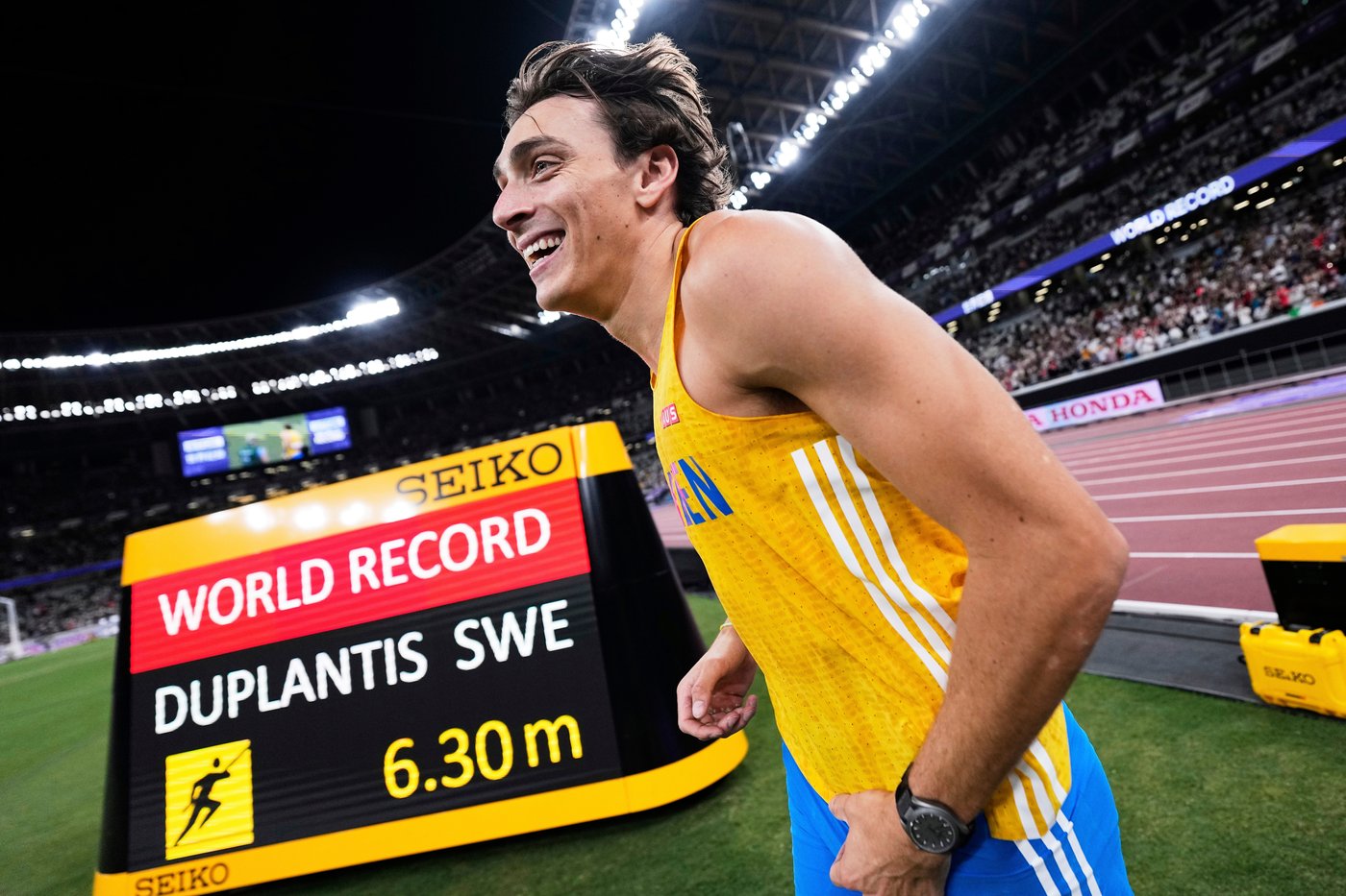 McLaughlin-Levrone, Duplantis win World Athlete of the Year titles | iNFOnews.ca