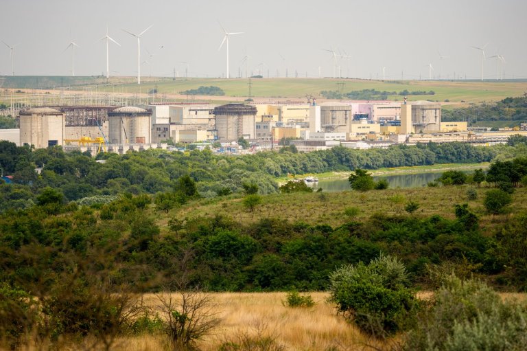 Romania begins shutdown of nuclear plant's 2nd reactor amid low water levels on Danube River | iNFOnews.ca