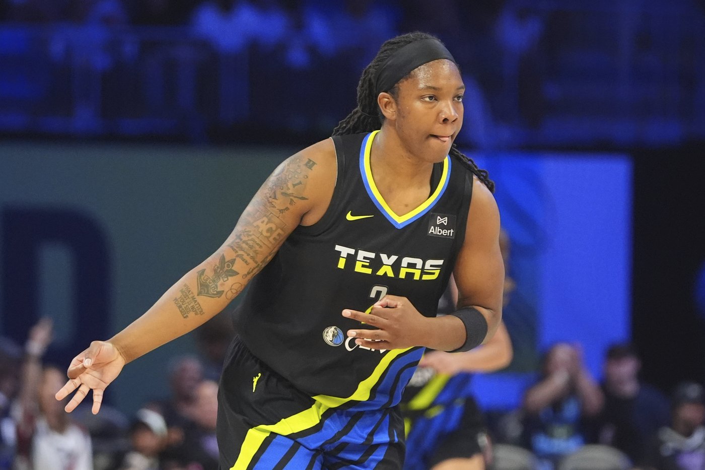 Burton has 25 points, 13 assists and 4 blocks as Valkyries deal Wings their 5th straight loss | iNFOnews.ca Burton has 25 points, 13 assists and 4 blocks as Valkyries deal Wings their 5th straight loss | iNFOnews.ca
