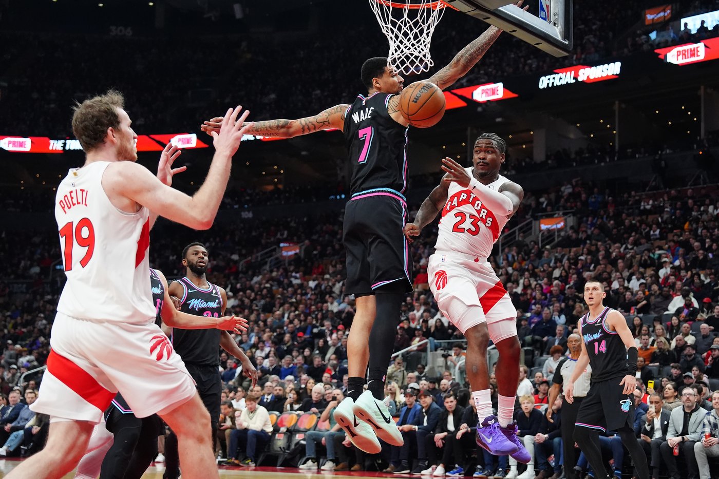 Banged up Toronto Raptors playing through the pain to close in on a playoff spot | iNFOnews.ca