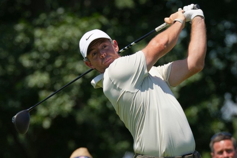 Rory McIlroy makes quick turnaround for 5-way share of the lead at BMW as ailing Scheffler fades | iNFOnews.ca