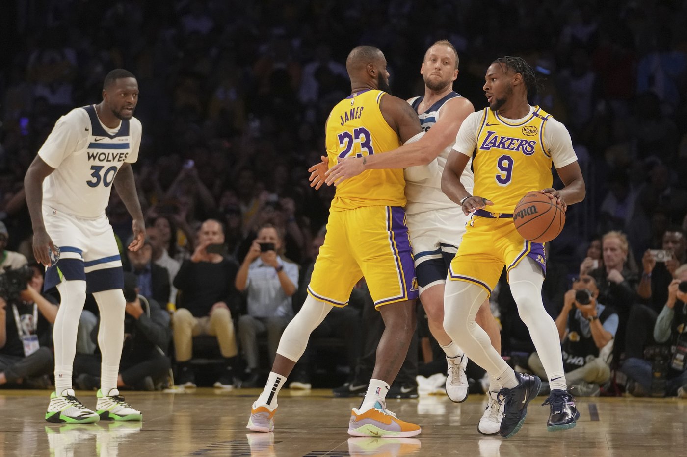 LeBron and Bronny James make history as the NBA's first father-son duo to play together | iNFOnews.ca
