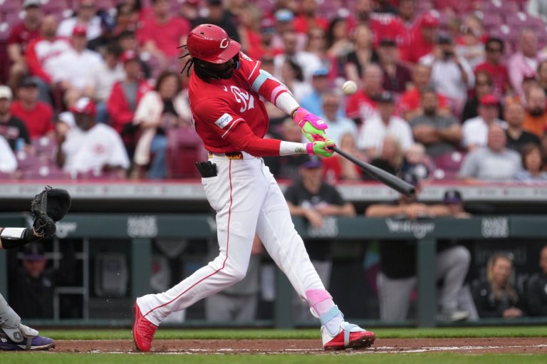 De La Cruz and Burns power the Reds to a 7-2 victory over the Rockies | iNFOnews.ca