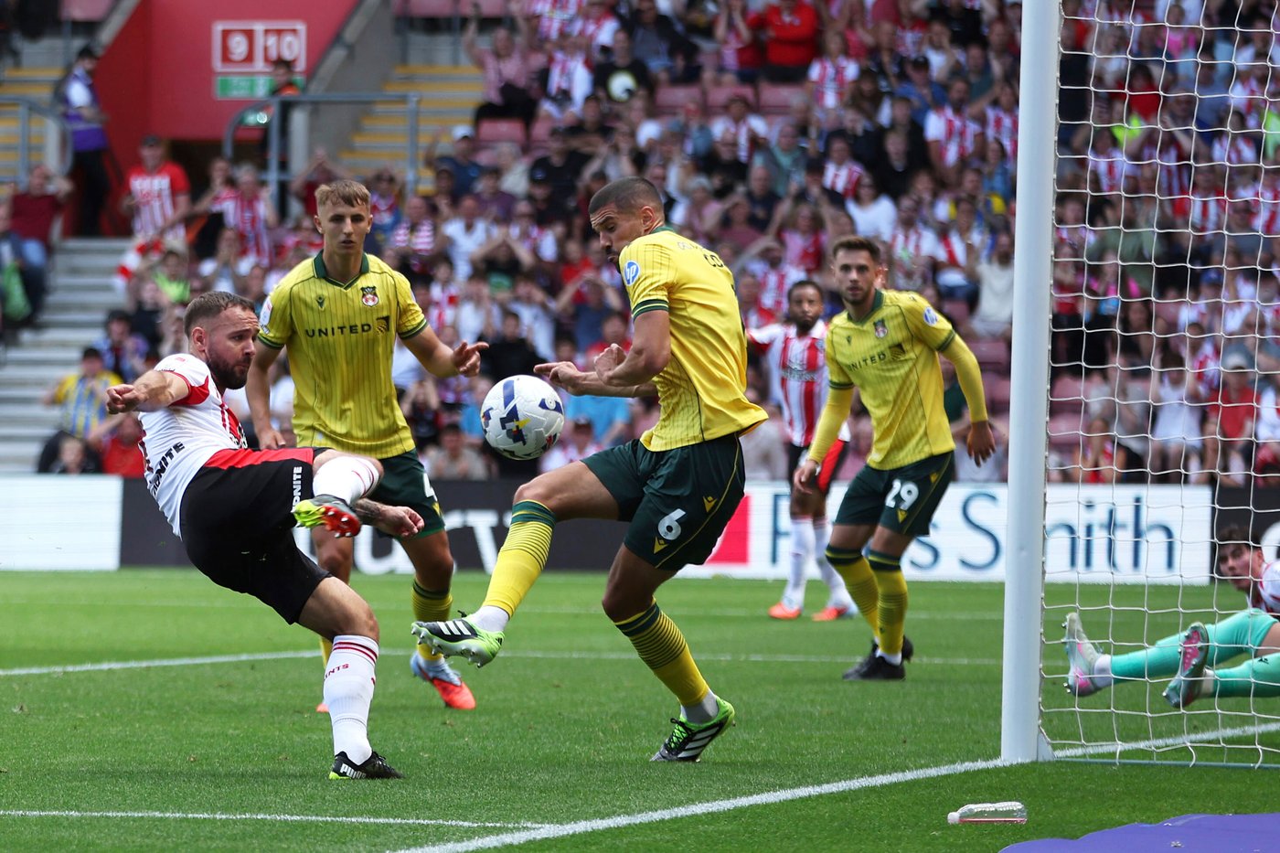 Wrexham gets a rude welcome to the Championship as Southampton twice strikes late for 2-1 win | iNFOnews.ca Wrexham gets a rude welcome to the Championship as Southampton twice strikes late for 2-1 win | iNFOnews.ca