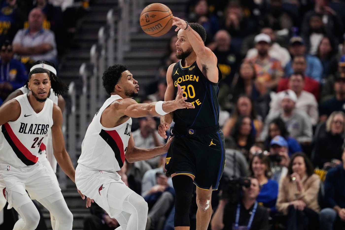 Avdija, Clingan get double-doubles as Trail Blazers beat Warriors 127-123 | iNFOnews.ca Avdija, Clingan get double-doubles as Trail Blazers beat Warriors 127-123 | iNFOnews.ca