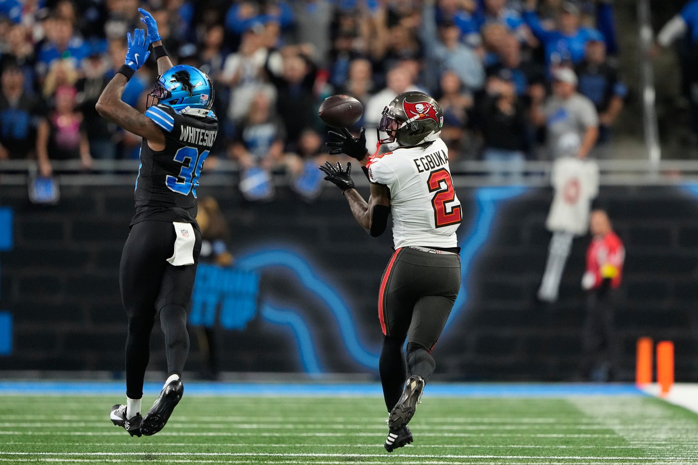 Dan Campbell thrilled by makeshift secondary after beating Tampa Bay 24-9 | iNFOnews.ca