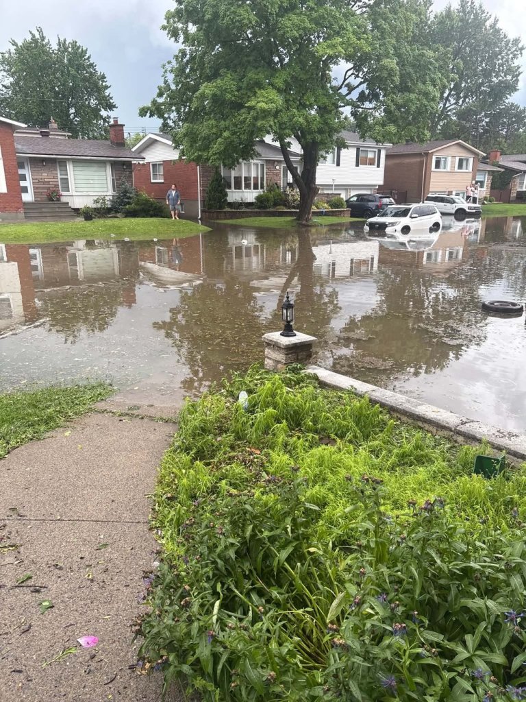 Montreal flooding after heavy rainfall renews questions about infrastructure | iNFOnews.ca