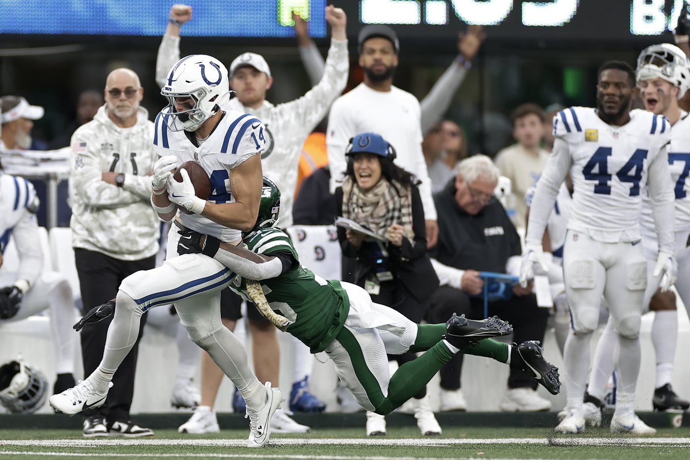 Richardson's late TD run leads Colts to a 28-27 victory over Rodgers and the Jets | iNFOnews.ca Richardson's late TD run leads Colts to a 28-27 victory over Rodgers and the Jets | iNFOnews.ca