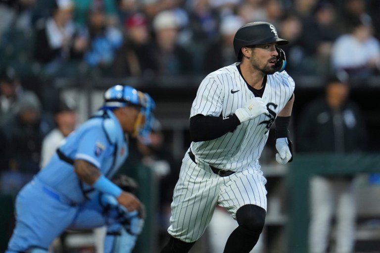 Grichuk powers White Sox past Royals 6-2 for their fifth straight win | iNFOnews.ca