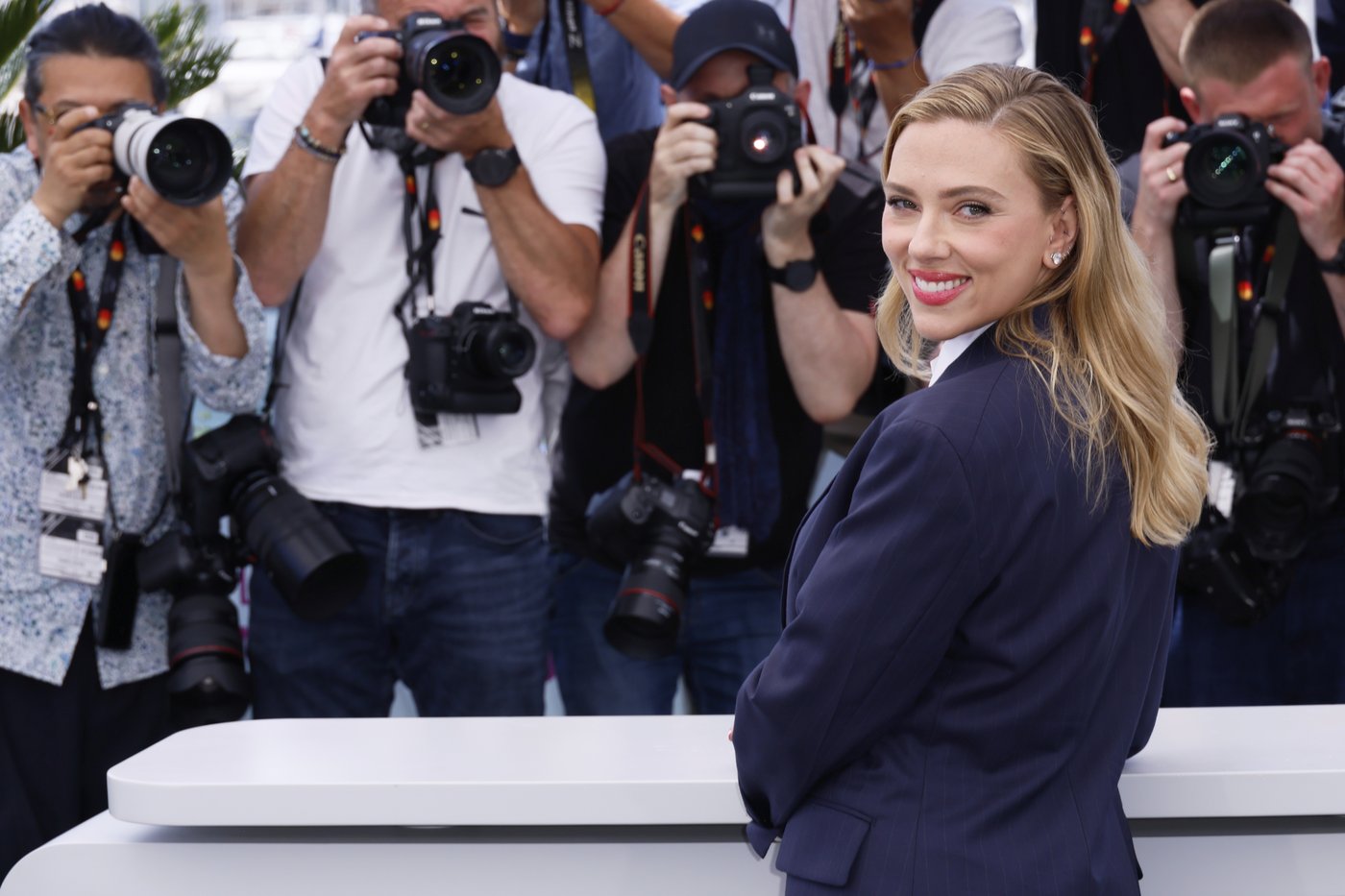 Scarlett Johansson debuts as a director in Cannes with a comic tale of grief and empathy | iNFOnews.ca Scarlett Johansson debuts as a director in Cannes with a comic tale of grief and empathy | iNFOnews.ca