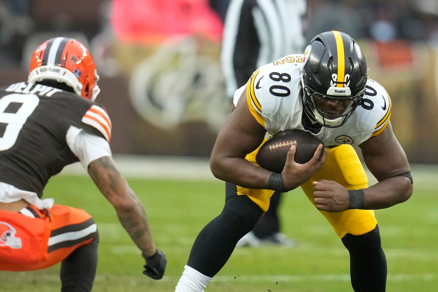 The erratic Steelers blew a chance to clinch the AFC North in Cleveland. Week 18 could go either way | iNFOnews.ca