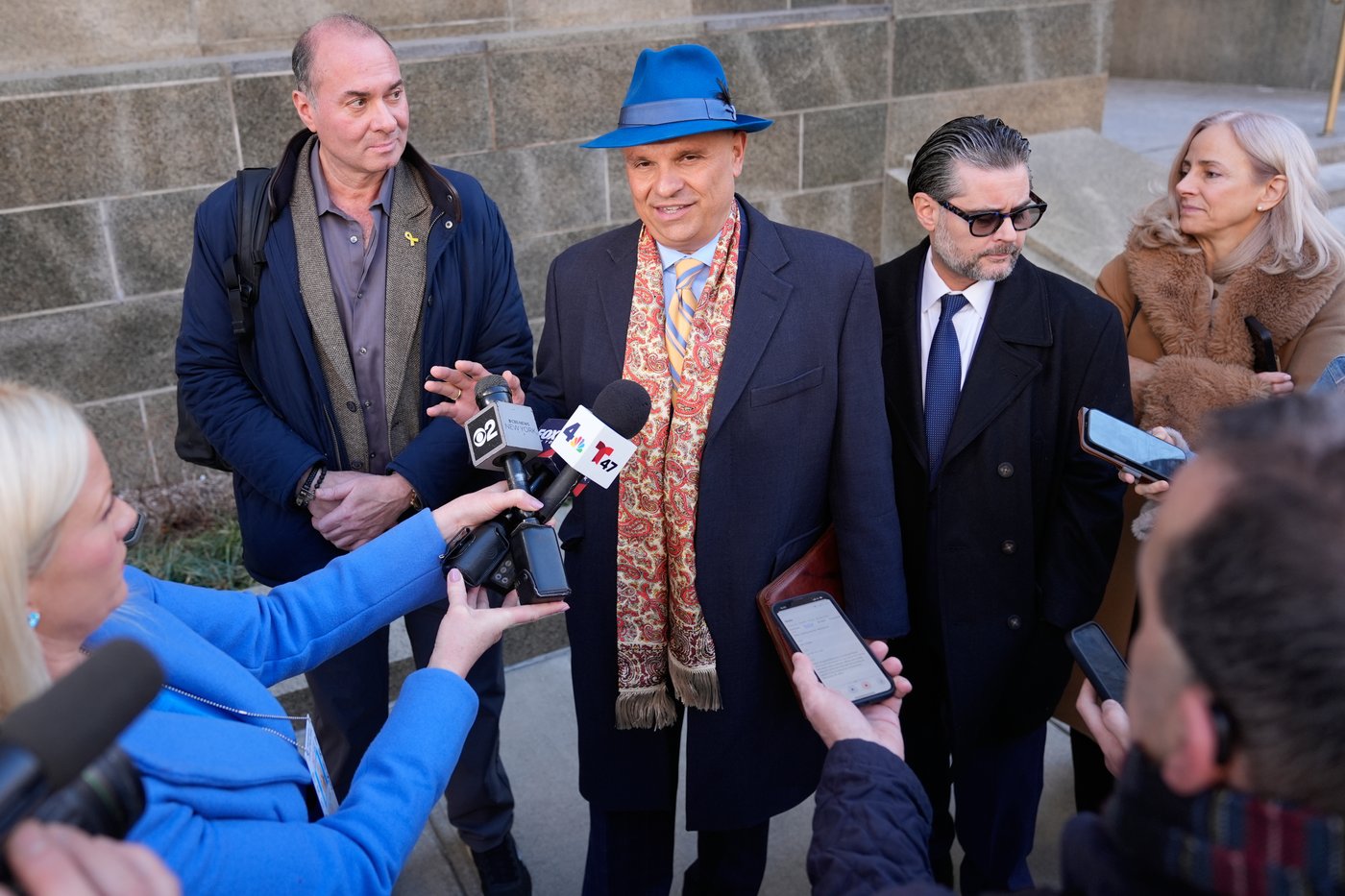 Harvey Weinstein weighs plea on rape charge but insists he 'never assaulted anyone' | iNFOnews.ca