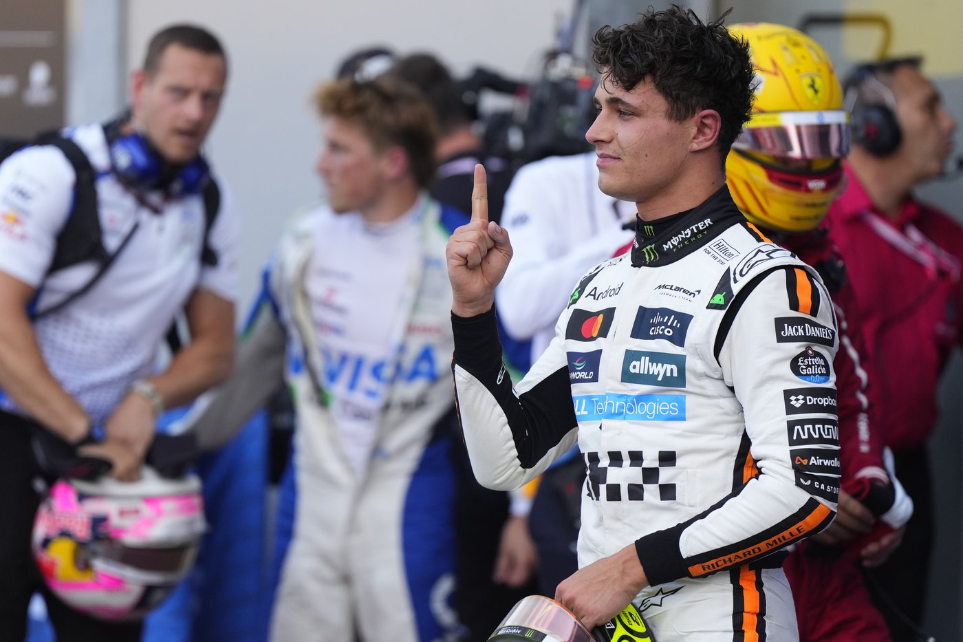 Lando Norris qualifies on pole for Monaco GP in record time | iNFOnews.ca