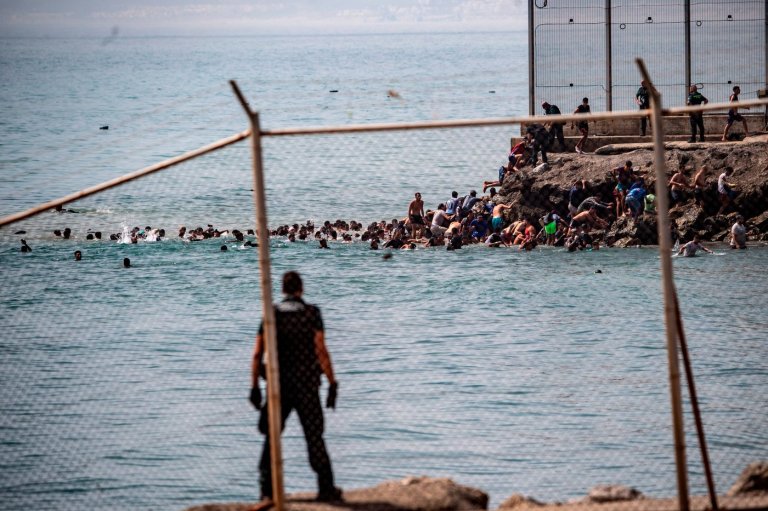 ‘Absolute chaos’ as thousands of people breach Morocco’s border with Spain's Ceuta | iNFOnews.ca