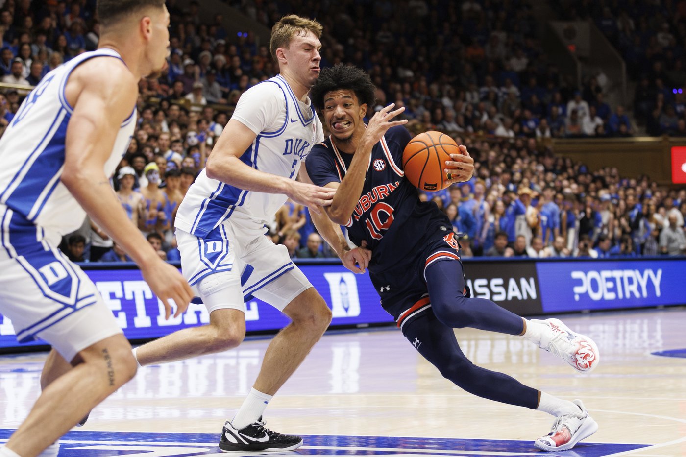 Flagg leads the way as No. 9 Duke holds off Broome and No. 2 Auburn for an 84-78 win | iNFOnews.ca Flagg leads the way as No. 9 Duke holds off Broome and No. 2 Auburn for an 84-78 win | iNFOnews.ca