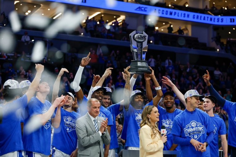 Top overall seed Duke gets a tough NCAA East Region draw with UConn, Hall of Fame coaches | iNFOnews.ca