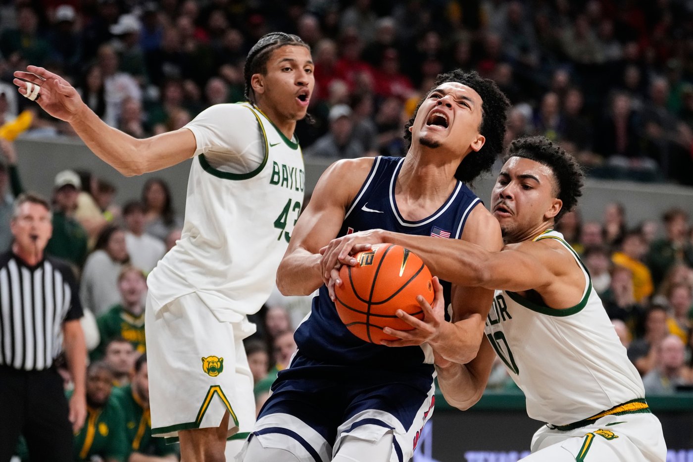 Bradley, Burries and No. 2 Arizona outlast Baylor 87-80 to take 2-game Big 12 lead with 3 to play | iNFOnews.ca Bradley, Burries and No. 2 Arizona outlast Baylor 87-80 to take 2-game Big 12 lead with 3 to play | iNFOnews.ca