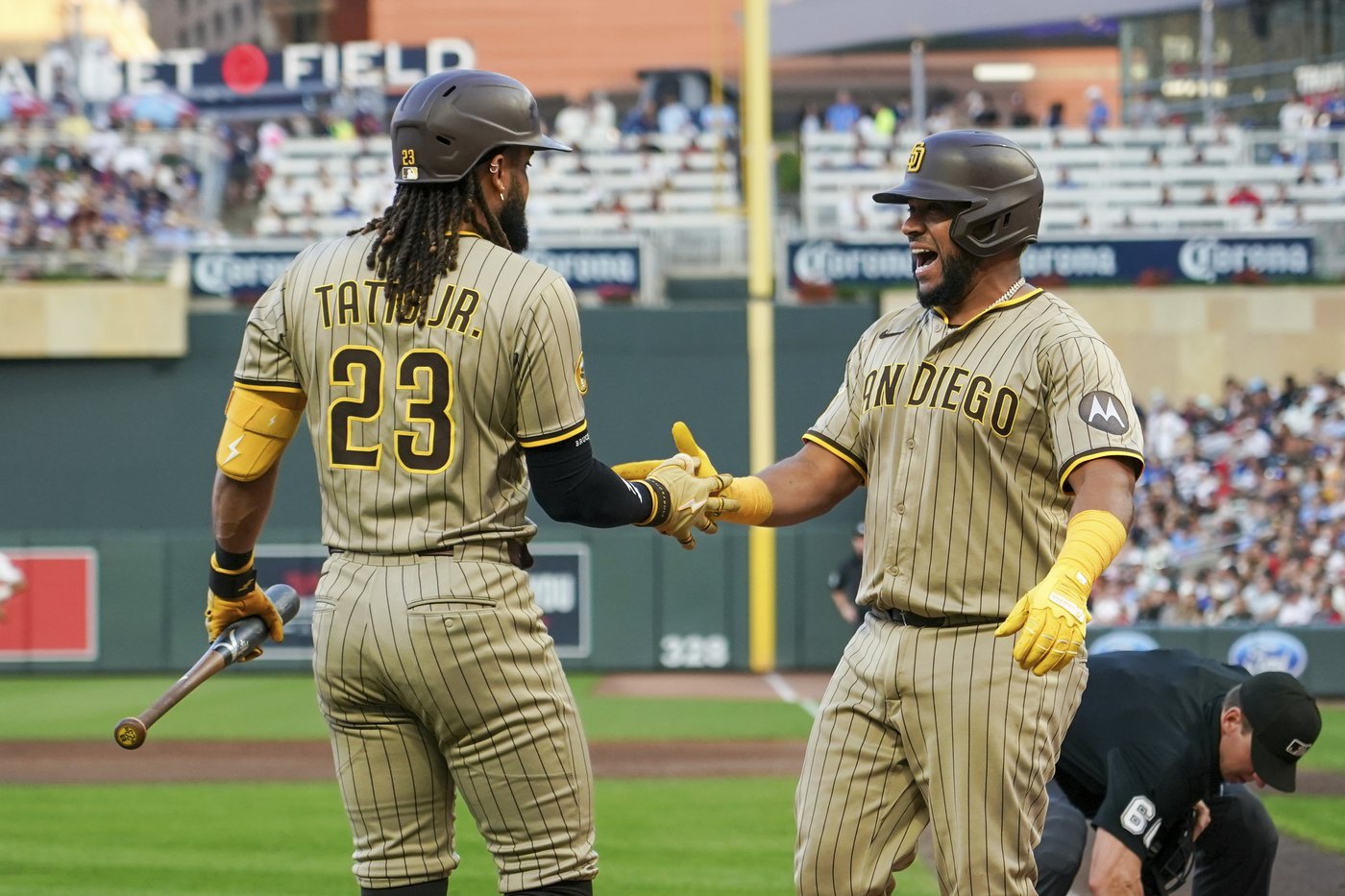 Díaz homers twice as Padres beat Twins 12-3 | iNFOnews.ca Díaz homers twice as Padres beat Twins 12-3 | iNFOnews.ca
