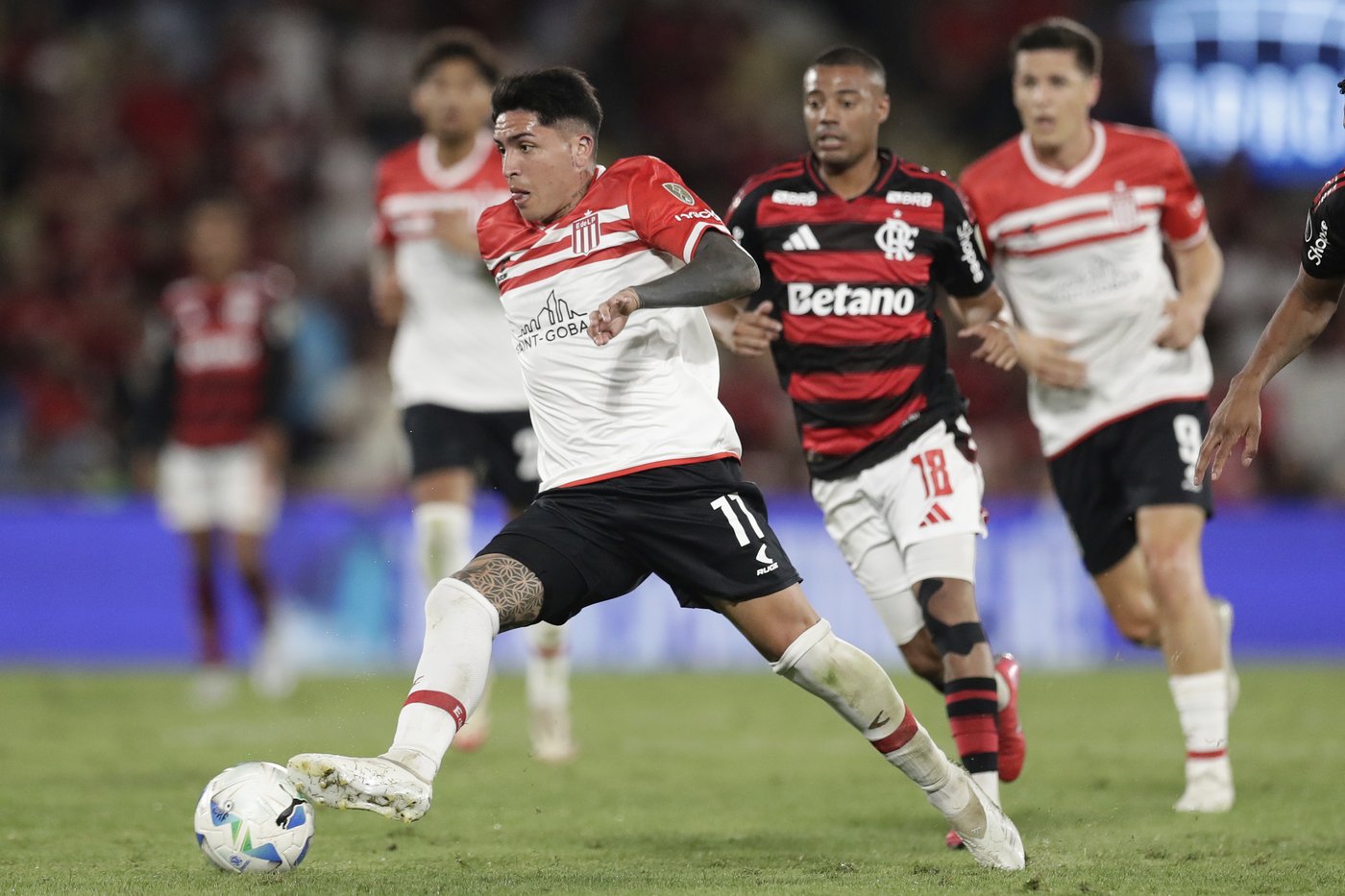 Flamengo beats Estudiantes La Plata 2-0 in the Copa Libertadores quarterfinals | iNFOnews.ca