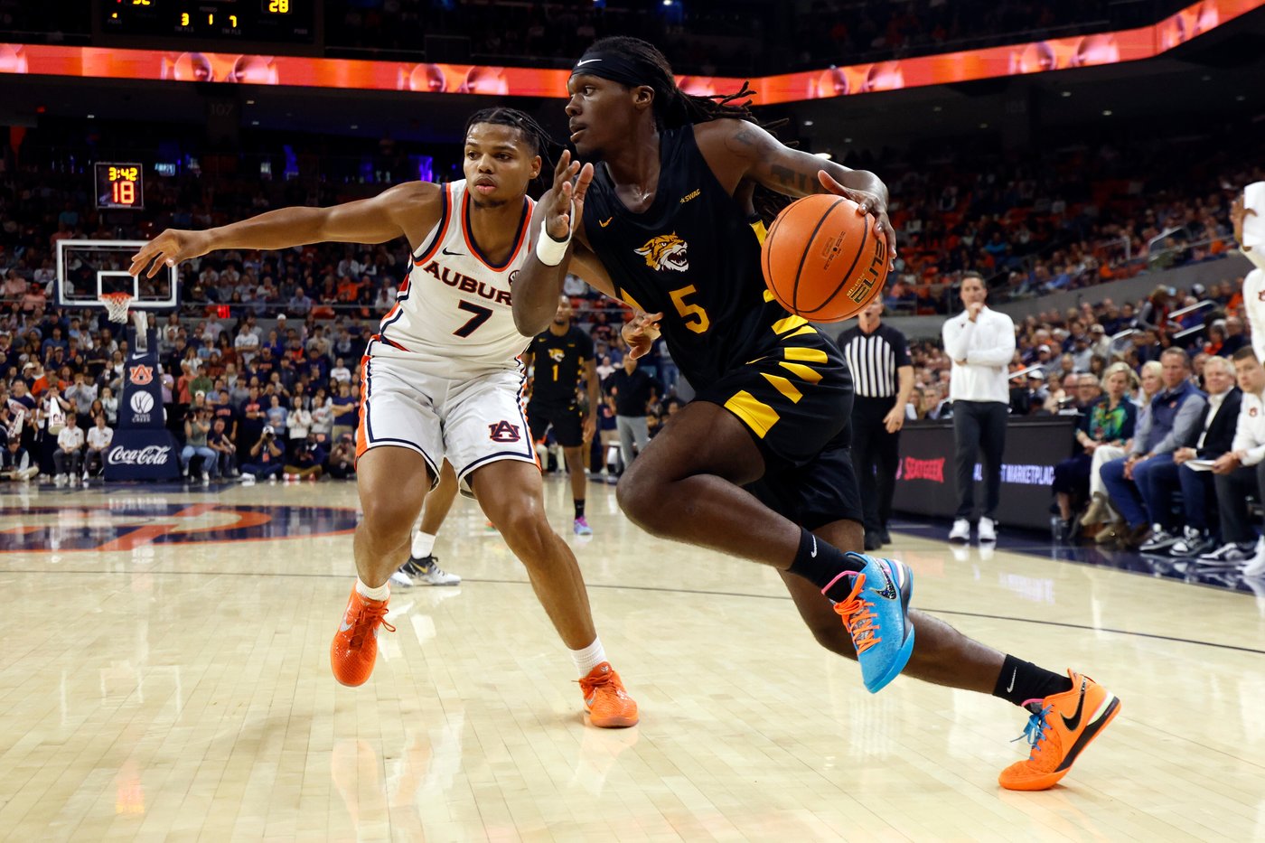 No. 20 Auburn escapes in overtime against Bethune-Cookman in Steven Pearl's coaching debut | iNFOnews.ca