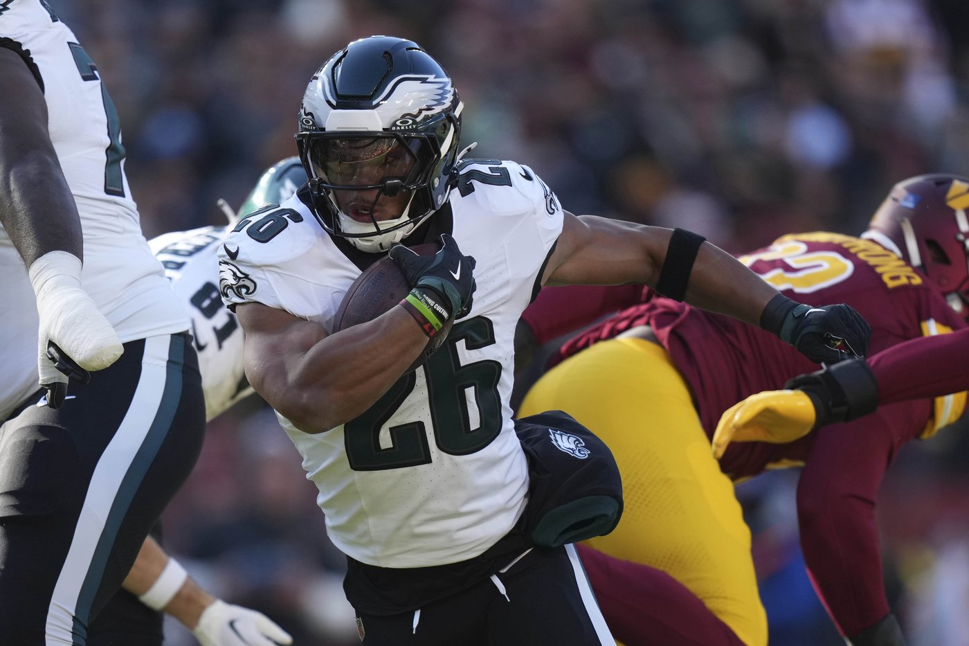 1,000-yard rushers are keeping pace with 1,000-yard receivers for a change in the NFL | iNFOnews.ca