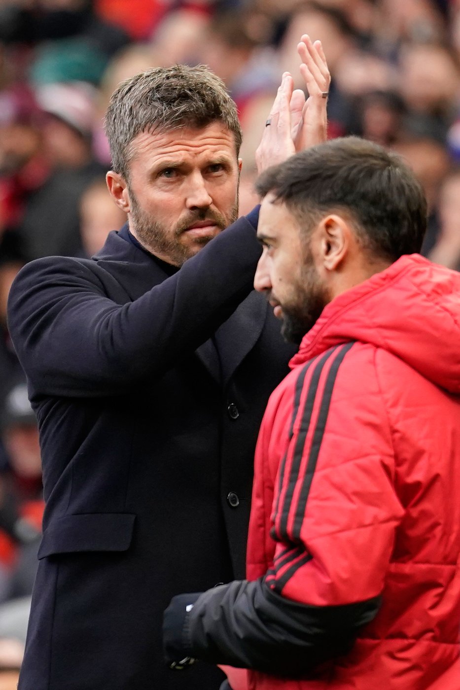 Fernandes benched then backed: Carrick’s captain call amid Man United crisis | iNFOnews.ca
