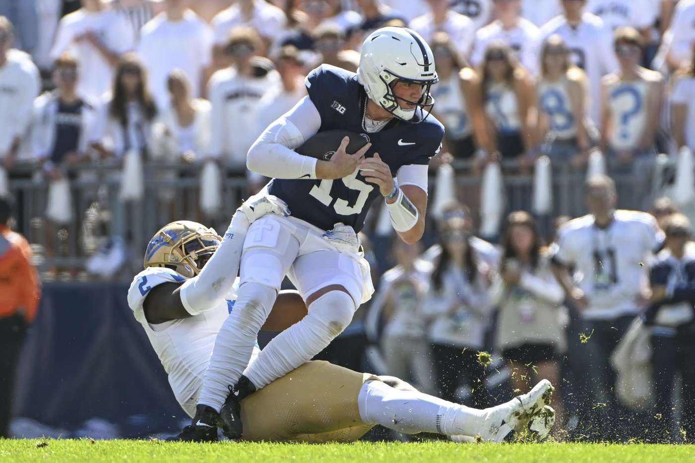 Drew Allar throws TD, runs for another as No. 7 Penn State beats UCLA 27-11 | iNFOnews.ca