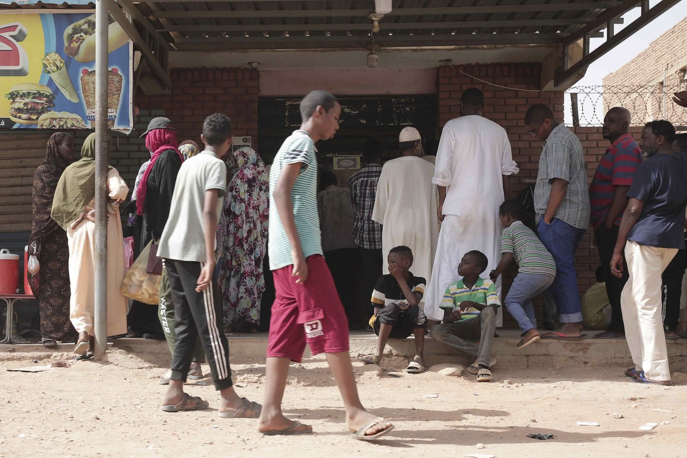 Cholera is spreading in Sudan as fighting between rival generals shows no sign of abating | iNFOnews.ca