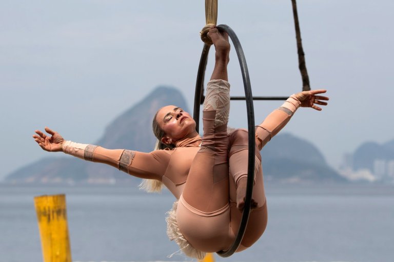 Aerial circus in Brazil spotlights a path to healing for female victims of gender-based violence | iNFOnews.ca