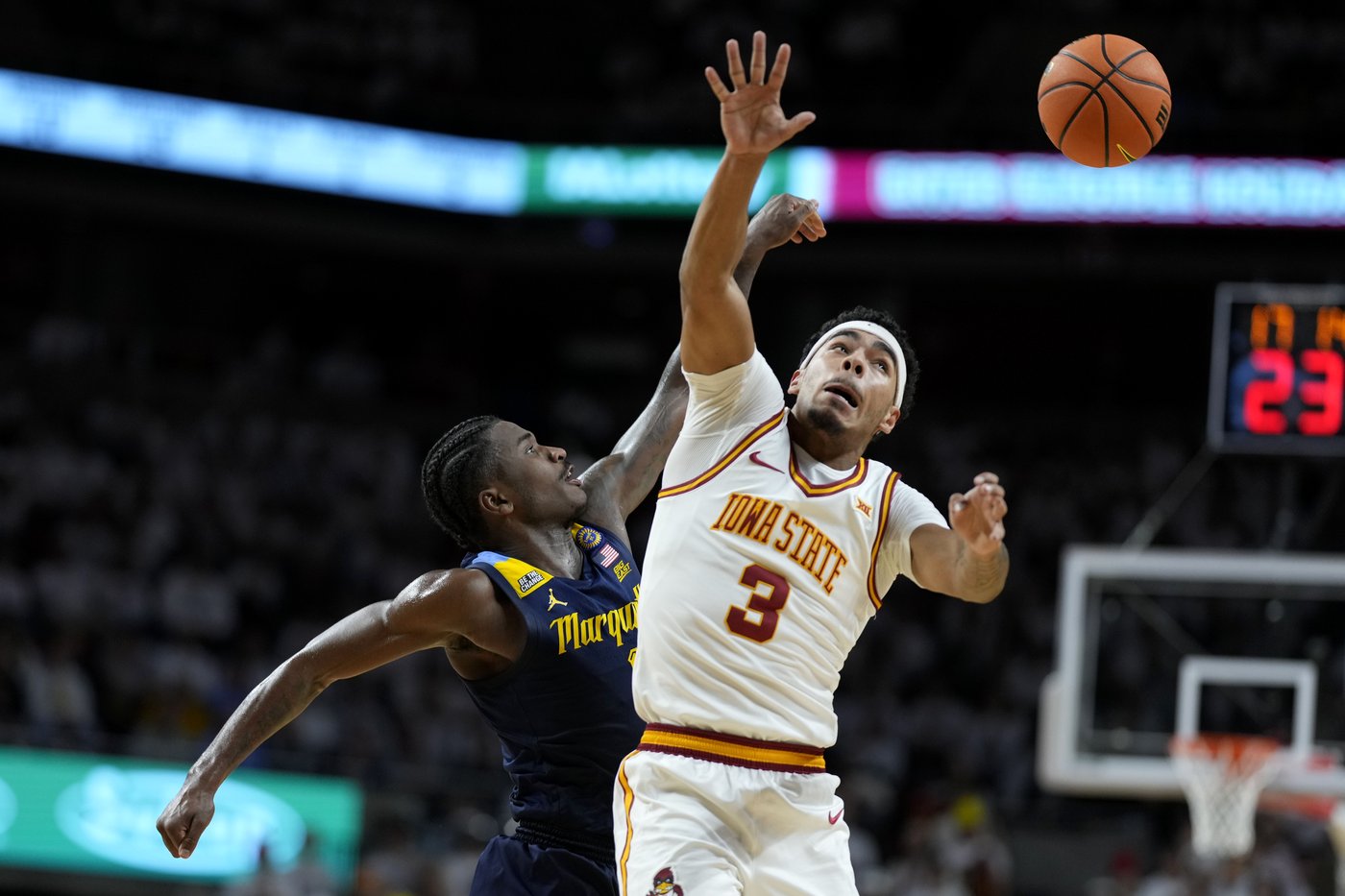 Keshon Gilbert scores 24 points to lead No. 6 Iowa State past No. 5 Marquette 81-70 | iNFOnews.ca